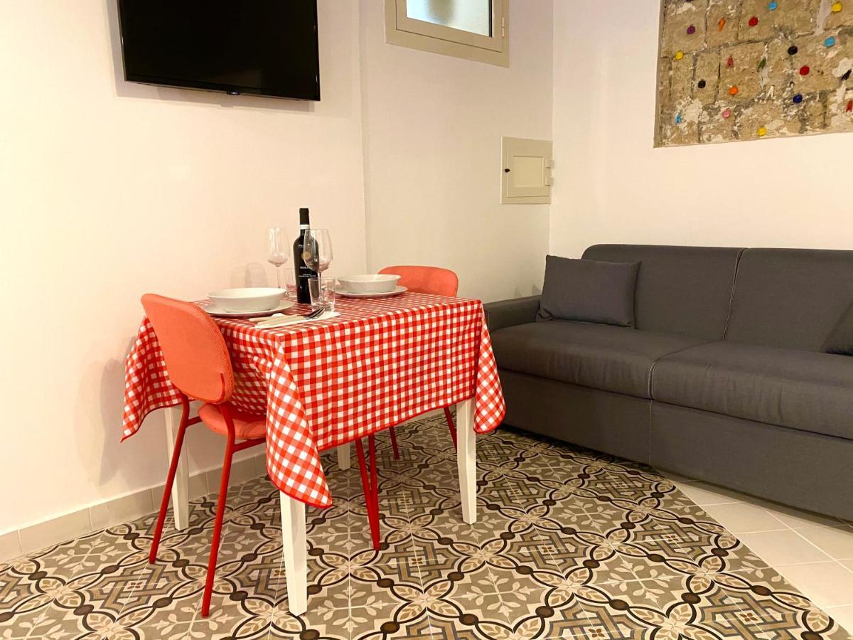 Il Terzo Cardine Apartment Наполи Екстериор снимка
